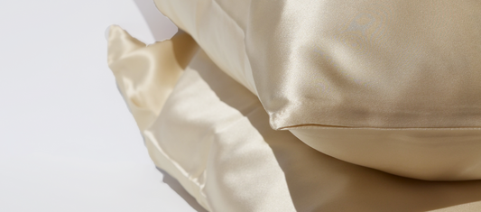 Sleep Rituals: Is it worth buying a silk pillowcase?